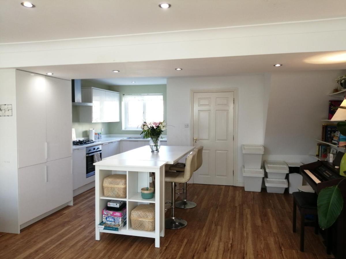 Spacious Townhouse With Sea Views Near Cardiff Barry Exterior foto